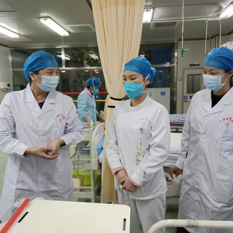 柳州市护理质量控制中心护理专家组到广西胸科医院开展检查指导工作