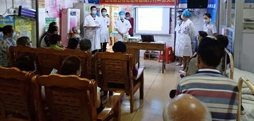 公益 | 关爱糖友健康，科学防控糖尿病，广西龙潭医院消化内分泌科在行动！