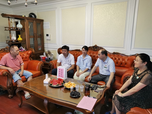  知家情 促助廉—广西胸科医院开展廉政家访活动
