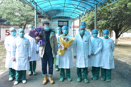 喜报!广西壮族自治区胸科医院一例新冠肺炎患者痊愈出院