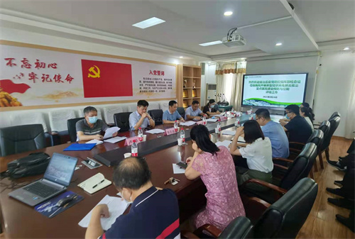自治区新冠肺炎救治定点医院感染预防与控制评估组到我院进行指导与评估