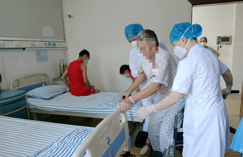 【我为群众办实事】结核科四病区顺利完成回迁