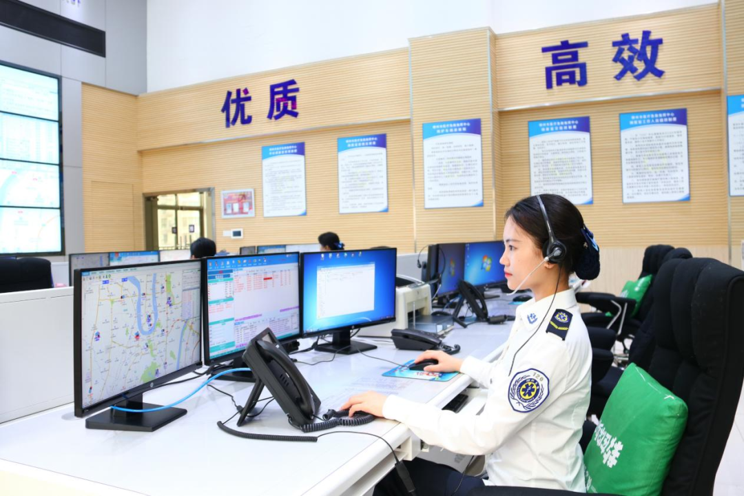 120调度员李思霖，用声音传递生命的力量