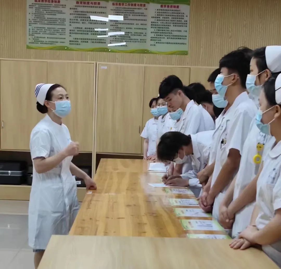后浪，奋斗正当时！我院2022年度护理实习生岗前培训顺利完成