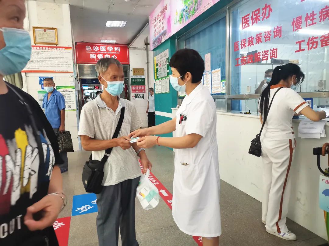 广西胸科医院里的温情一幕