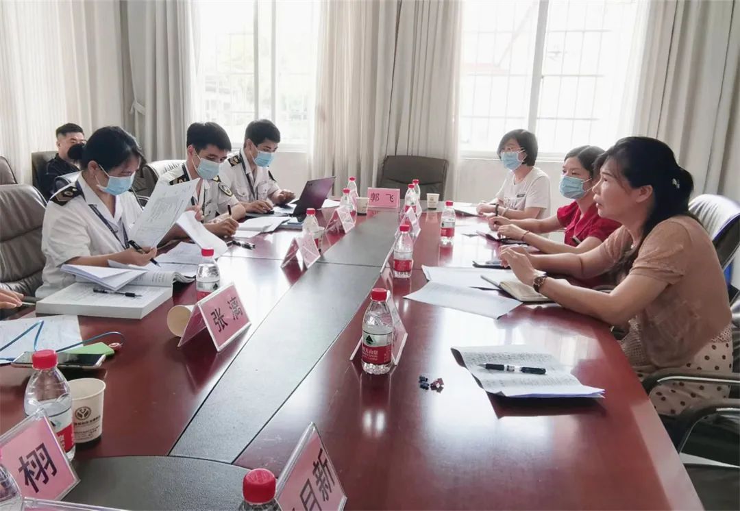 自治区卫生监督所到我院进行传染病防治监督检查