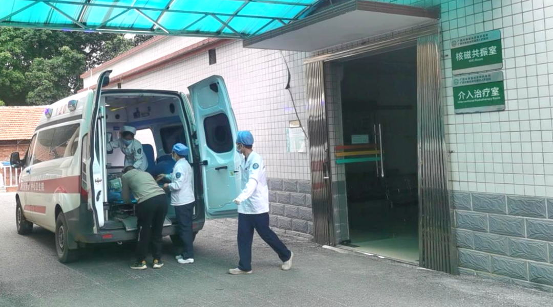 33分钟，他们跑赢了死神...