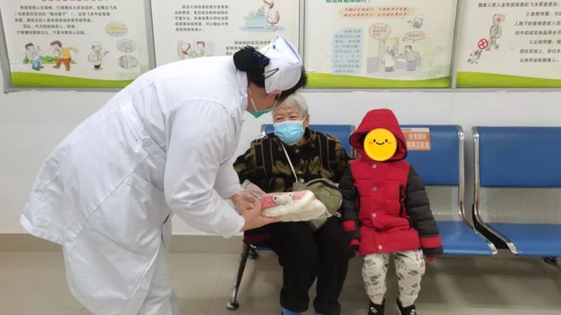 【学雷锋纪念日】这件小事，暖了脚也暖了心 