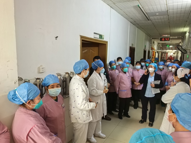 预防职业暴露 强化处置能力——我院开展保洁人员职业暴露应急处置演练