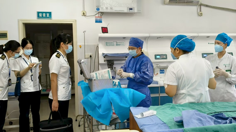 自治区卫生监督所到广西胸科医院开展传染病防治监督检查